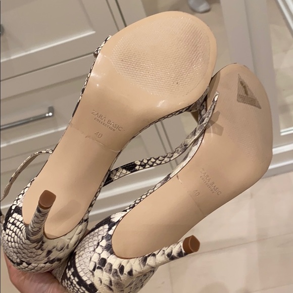 Zara Snake Print Pump - Picture 4 of 5